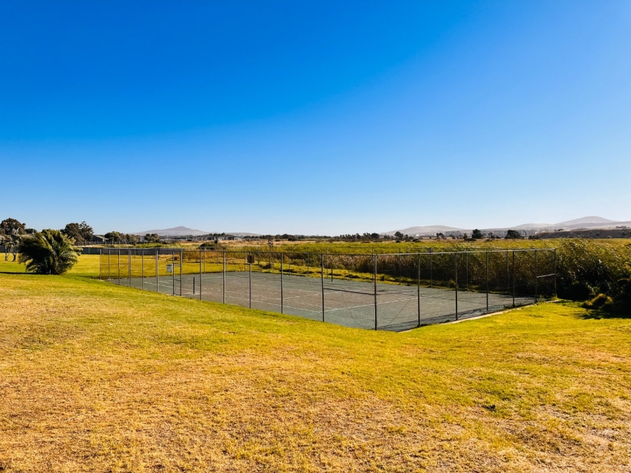 2 Bedroom Property for Sale in Table View Western Cape